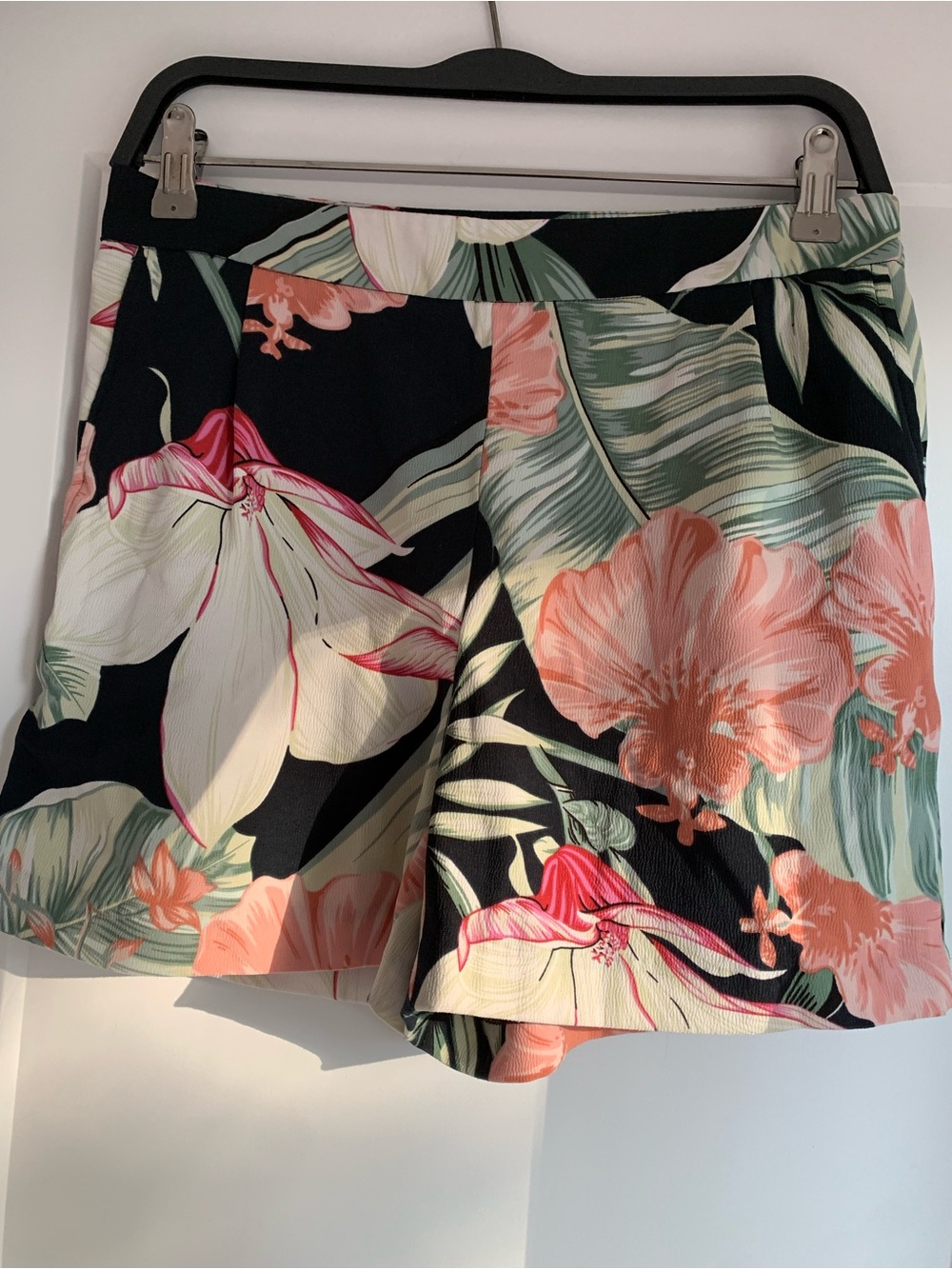 Floral Print Women's High-Waist Shorts in Black with Coral & Cream Flowers
